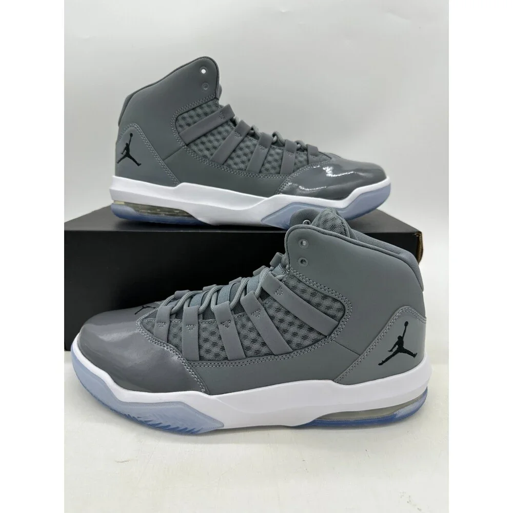 Jordan Max Aura Men's Size 10 Grey White Basktball Athletic Shoes AQ9084 010